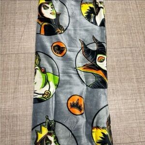 Disney Villains Fleece Throw Blanket 50x70” Gray Ursula Evil Queen Cruella